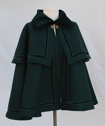 Dark Green Melton Victorian Carolin Cape